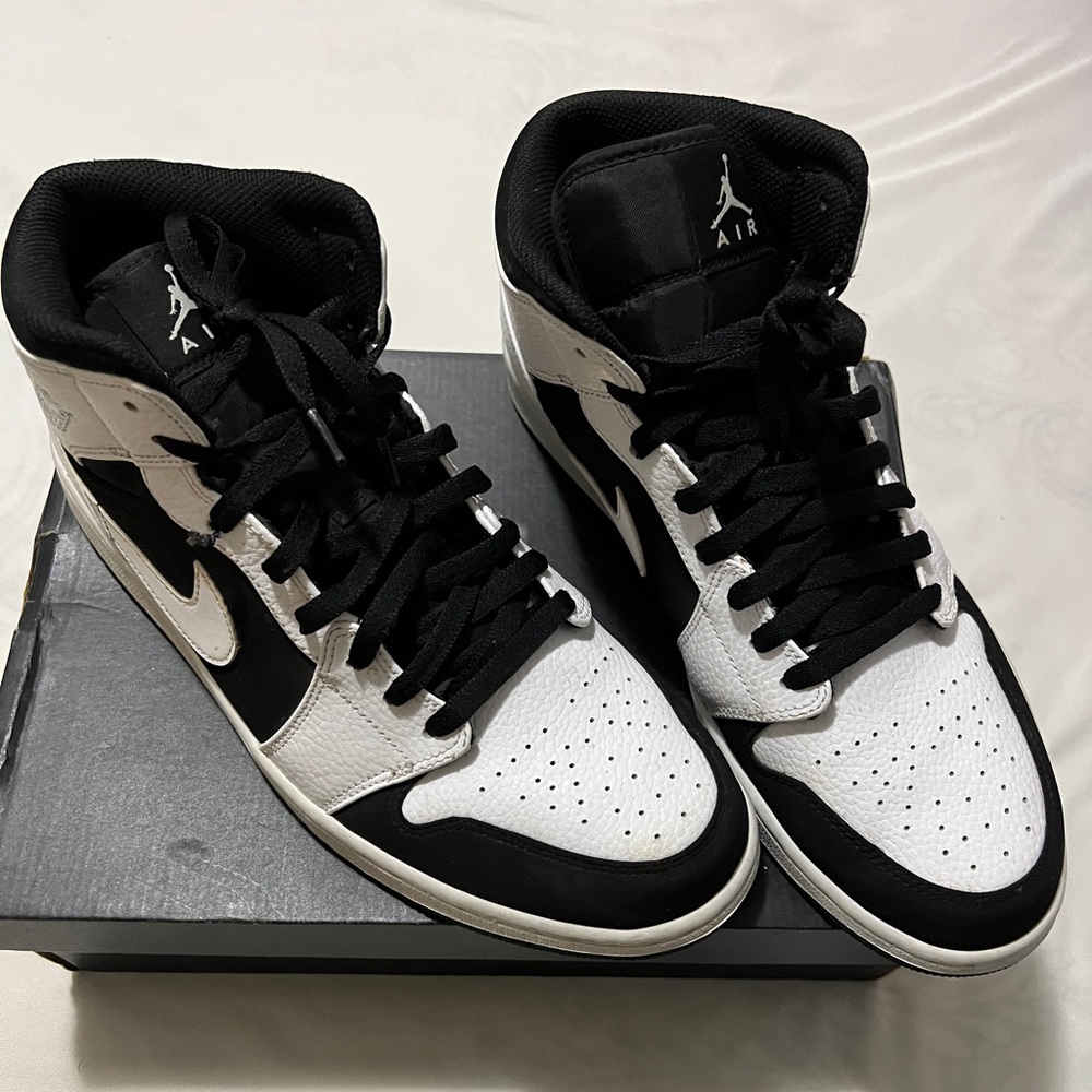 Jordan Mids